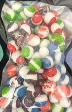 Load image into Gallery viewer, Berry balls (freeze dried)