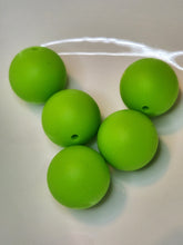 Load image into Gallery viewer, Lime green sbgb77