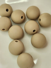 Load image into Gallery viewer, Sand tan sbgb107