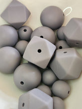 Load image into Gallery viewer, Flint Gray sbgb117