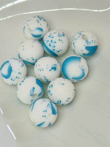 Blue and white psbg53