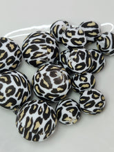 Load image into Gallery viewer, Animal print 1 psbg76