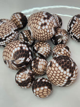 Load image into Gallery viewer, Animal print 4 psbg79