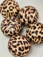 Load image into Gallery viewer, Animal print 6 psbg81