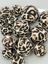 Load image into Gallery viewer, Animal print 9 psbg84