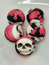 Load image into Gallery viewer, Skull and Roses psbg116