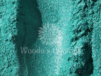 Metallic Mint