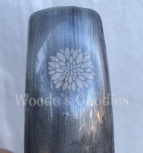 White/ Silver Magnetic 