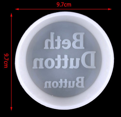 Beth Dutton button 2814