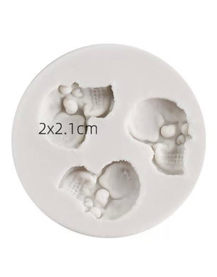 3 Skulls