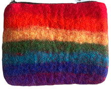 Load image into Gallery viewer, Felt change purse