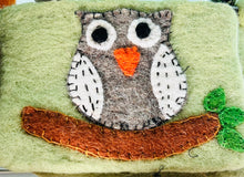 Load image into Gallery viewer, Felt change purse