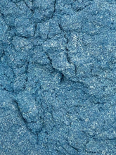 Load image into Gallery viewer, Old faithful