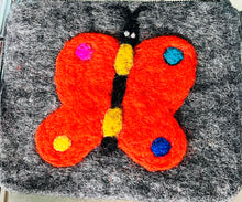 Load image into Gallery viewer, Felt change purse
